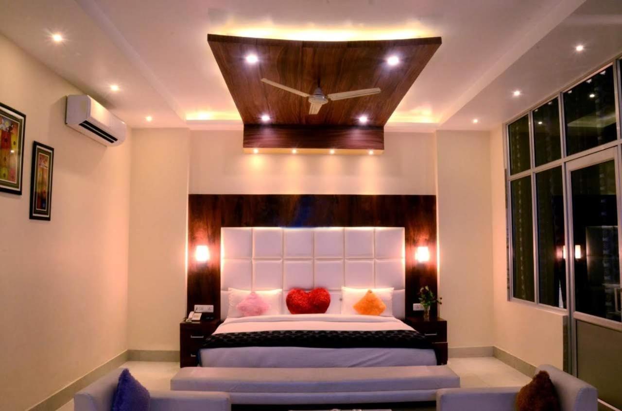 Taraji Resort Ayodhya Exterior foto