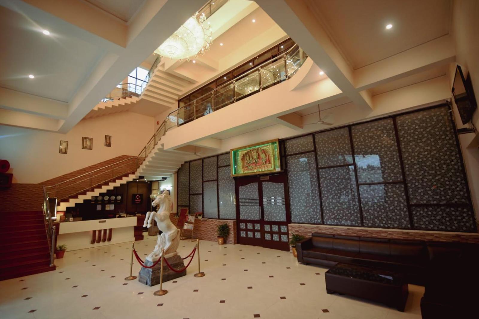 Taraji Resort Ayodhya Exterior foto